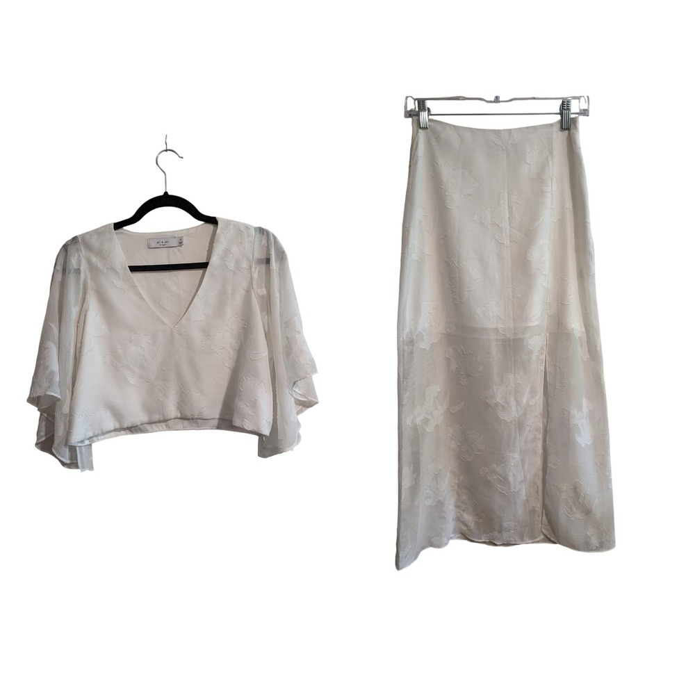 Ali & Jay 2 Piece Skirt Set Womens S White Floral Jacquard Crop Top Maxi Skirt - Picture 1 of 11